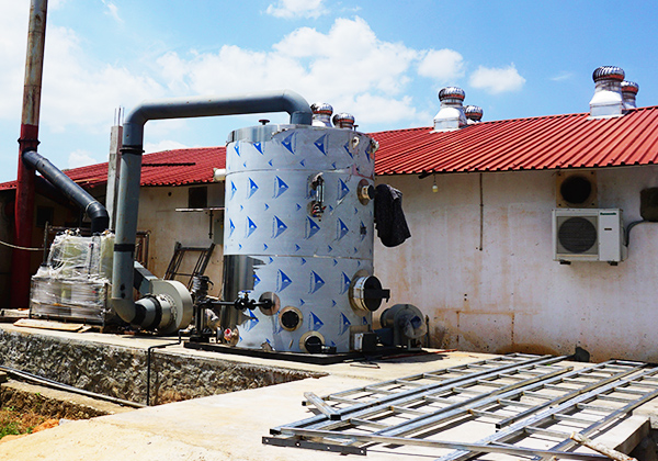 建設中のボイラー建屋