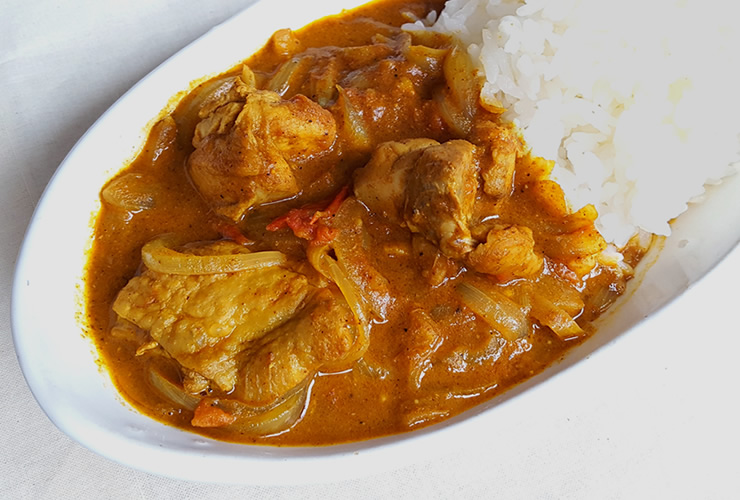 スリカレーのらくらくチキンカレー