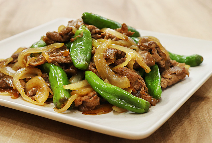 牛肉ししとうチャツネ炒め