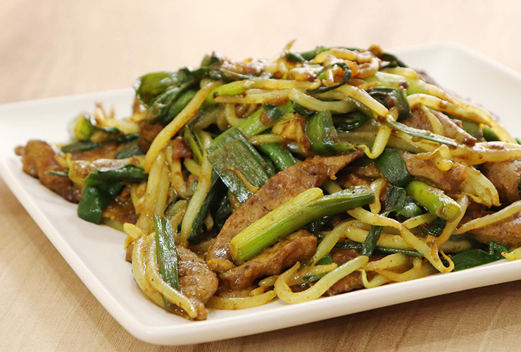 カレー風レバニラ